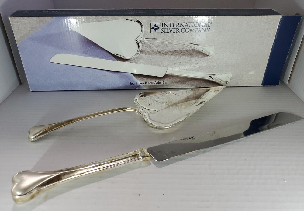 International Silver Company Heart 2 Piece Cake/Pie Server & Knife Wedding