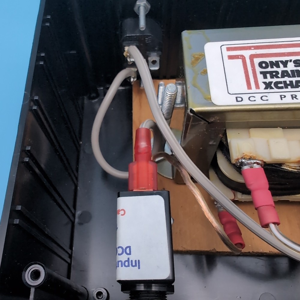 Tony's Train Exchange Power Transformer w/ Circuit Breakers LOOK Model Railroad