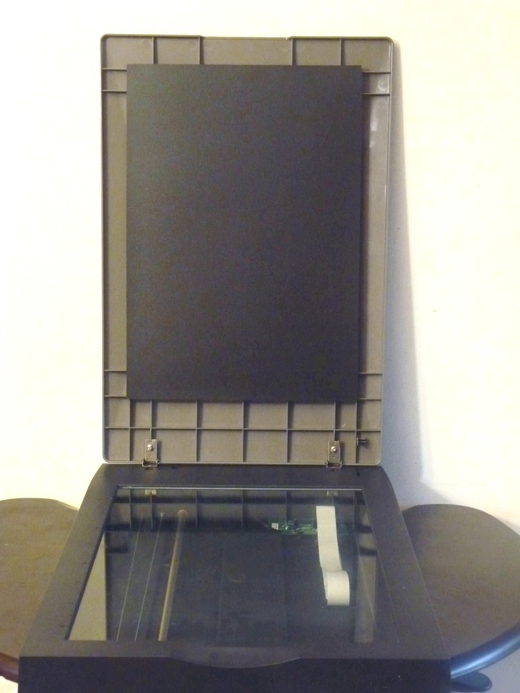 Mustek A3 1200HS, Large Format , w/AC Adapter, USB Cable & Software CD, Tested