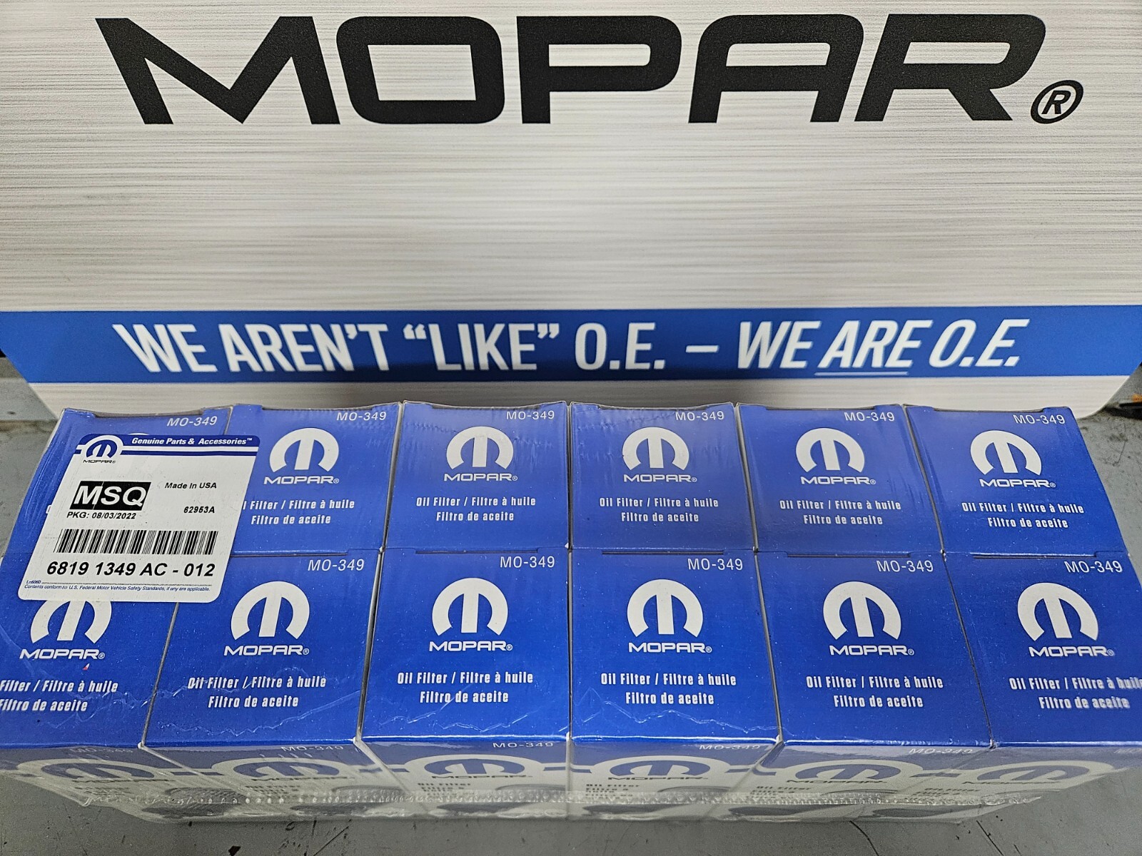 Genuine Mopar Engine Oil Filter Kit 68191349AC Pack of 12 Bulk Lot