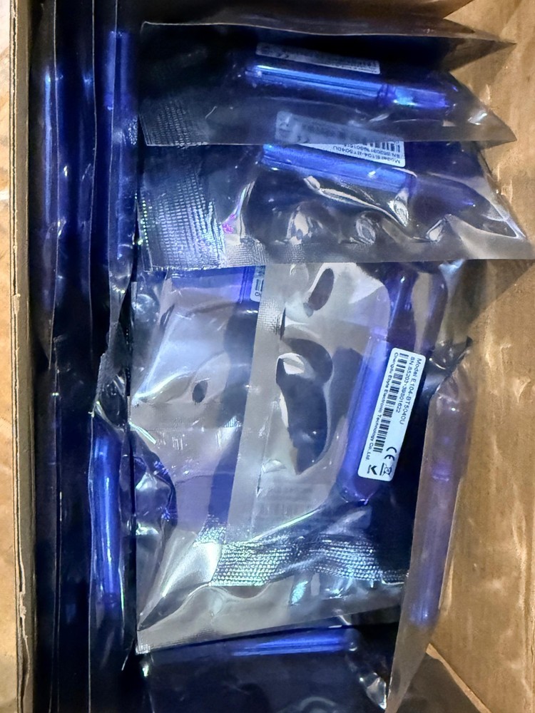 Programmable USB Dongle E104-BT504U — SlimeVR / IoT / nRF52840 Dev Dongle