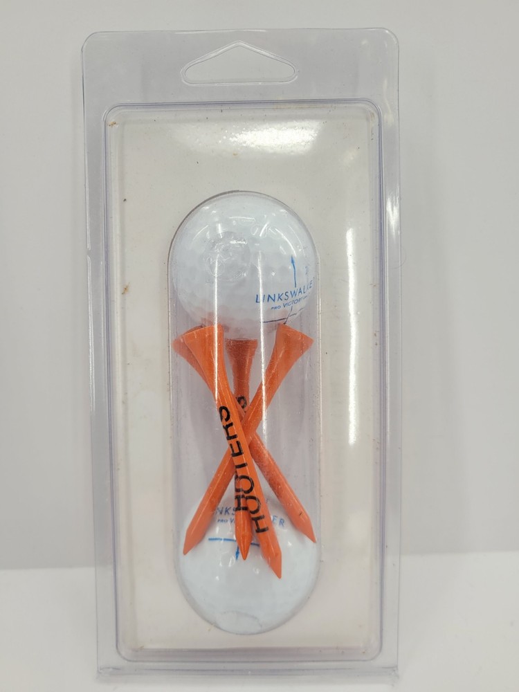 Hooters Golf Balls & Tees Set White