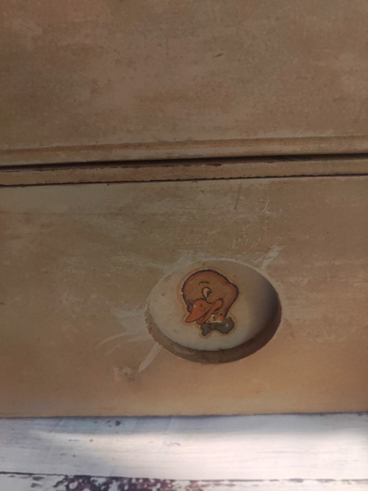 Vintage Junior Jukebox Record Player Phonograph