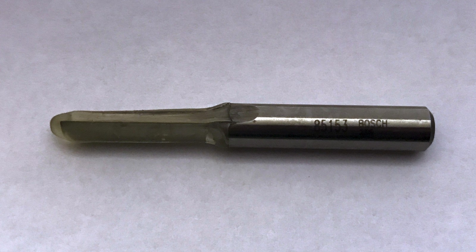 NEW BOSCH 3/16" STRAIGHT SINGLE FLUTE HIGH SPEED STEEL HSS ROUTER BIT 85153