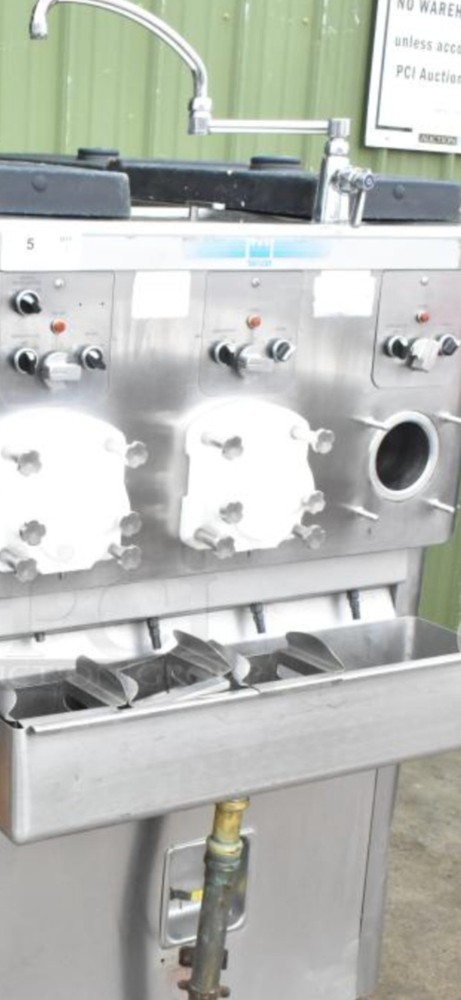 TAYLOR C043 CUSTARD BATCH FREEZER MACHINE 2016 Water Cooled 3ph