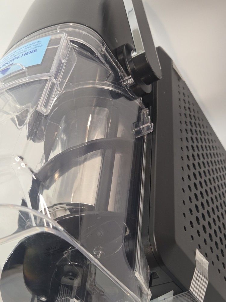 Iceman Slush-Ease MAX, a 64 oz. capacity slushy maker designed for home use