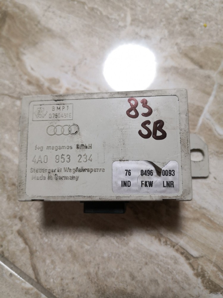 Audi A4 1997/Immobilizer  control unit /4A0953234