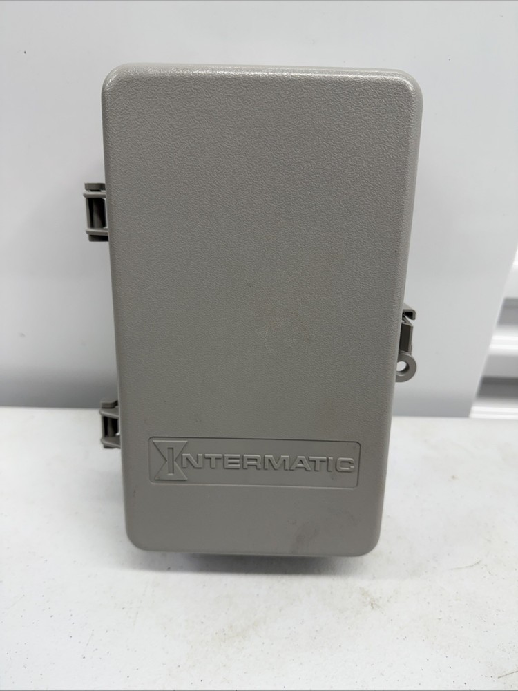 Intermatic T8805P101C 125V Timer Switch - Gray