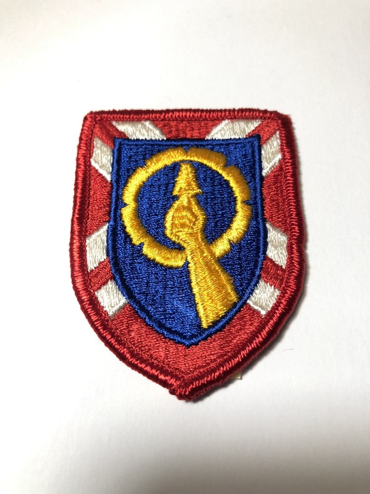121st ARCOM Army Reserve Command U.S. Army Shoulder Patch Insignia