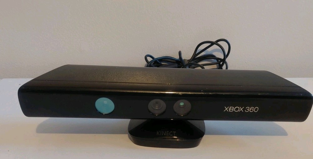 (2) Xbox 360 Kinect Black Model 1414 Sensor Bar