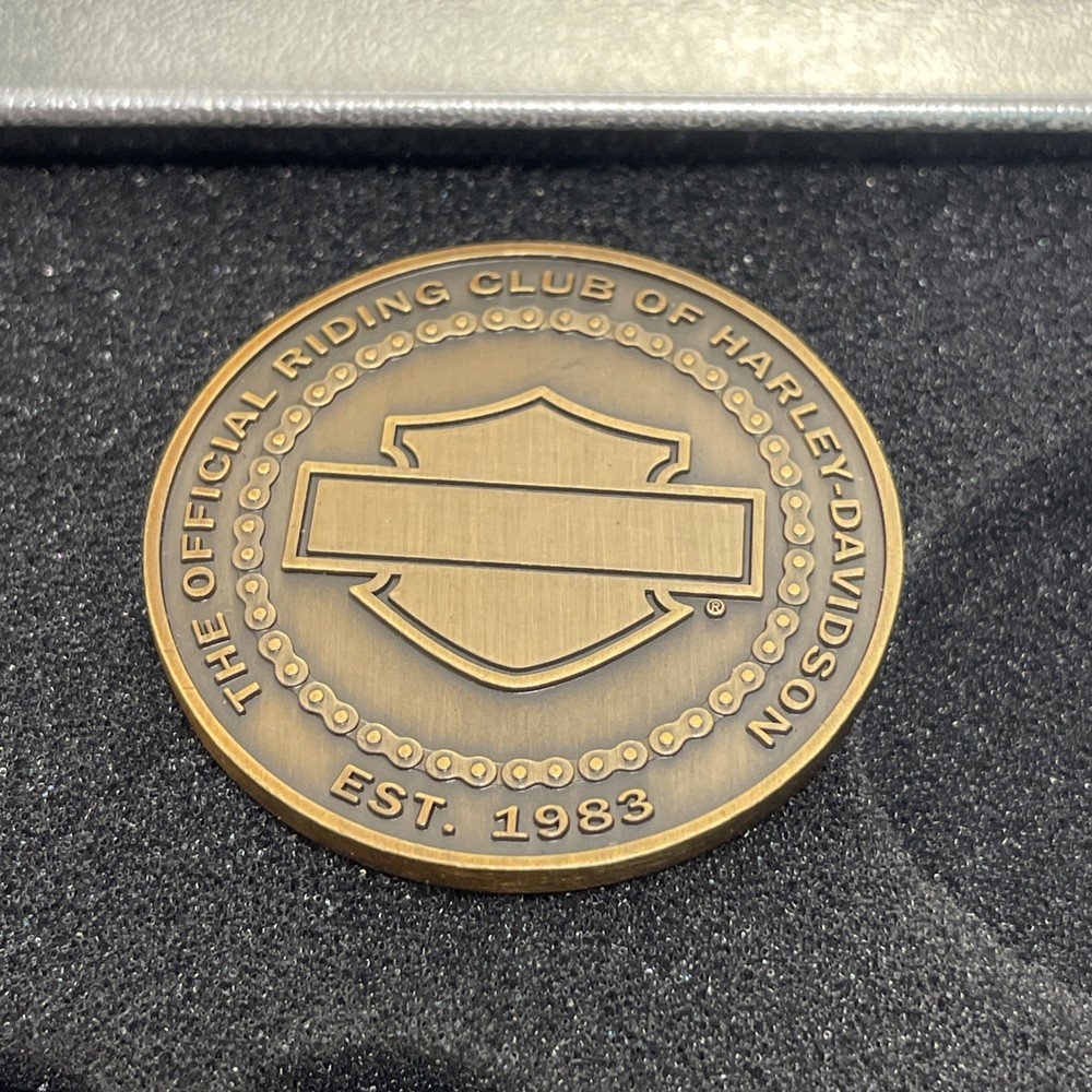 Harley Davidson HOG Owner Group Tin Eagle Patch Pin Challenge Coin