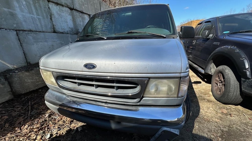 Used Fuse Box Engine fits: 1999 Ford E350 VAN Grade A