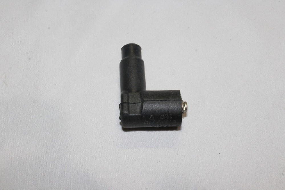 Suppressing socket 1000 ohm for BMW E-30 E-36 E-28 E-34 E-24 E-23 E-32 E-38 Z1