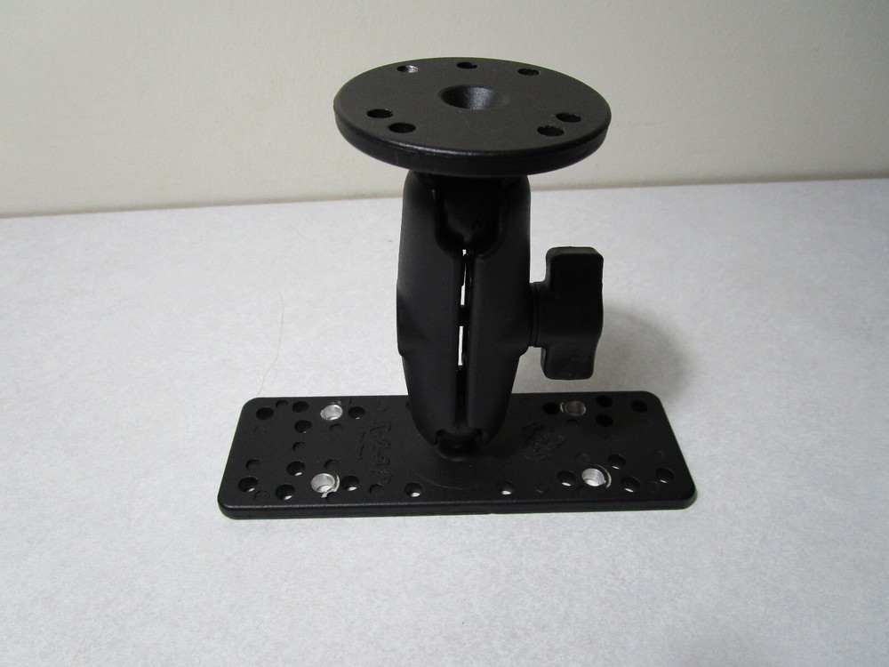 RAM DOUBLE MOUNT SMALL RECTANGLE PLATE AND BALL READ SOME AD SPECIFICS