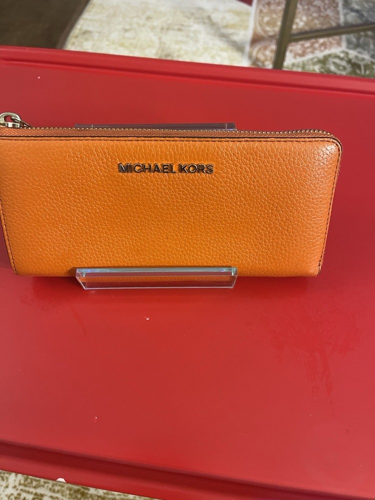 michael kors wallet