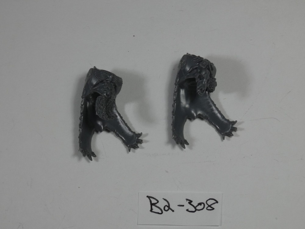 Space Wolves Wolf Pelt + Chest Wolf Guard Torso Bits B2308