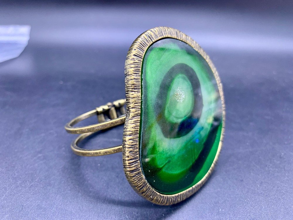 SIGNED STATEMENT FREE FORM GREEN BRONZE MODERNIST BRACELET