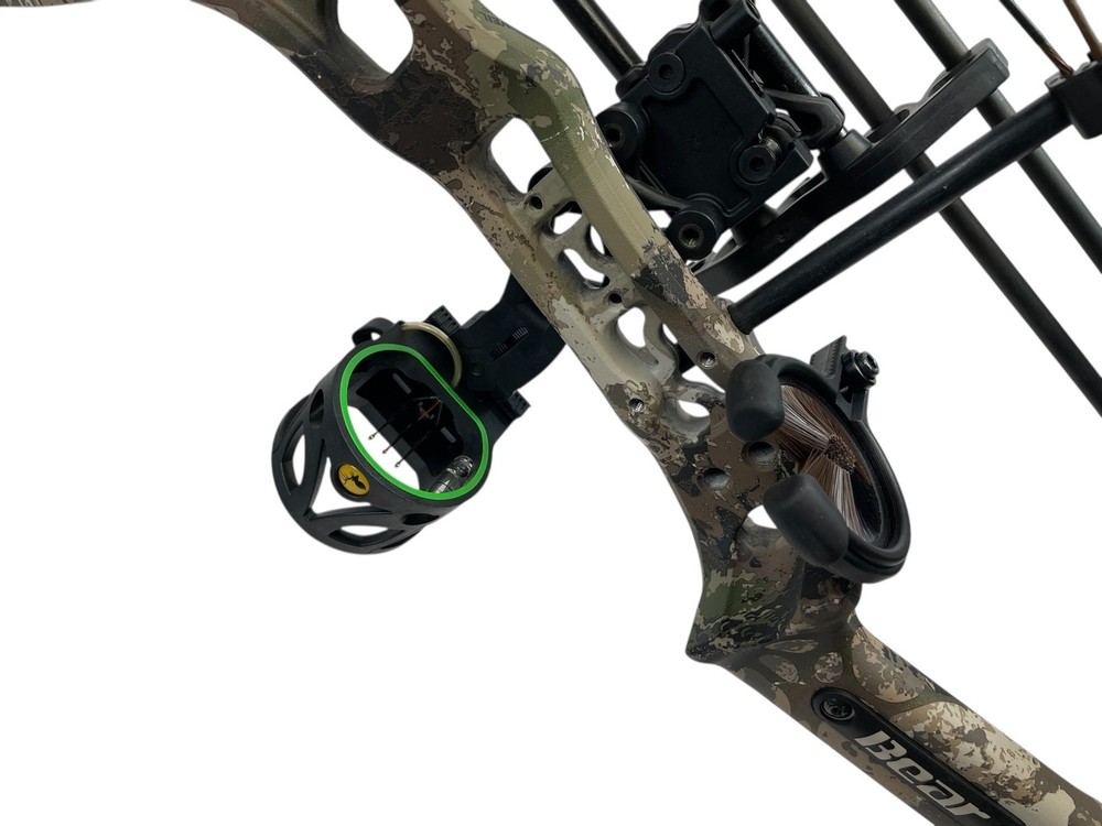 Bear Rant Compound Bow - Comes w/Sight, Quiver, Rest, Stabilizer and Release