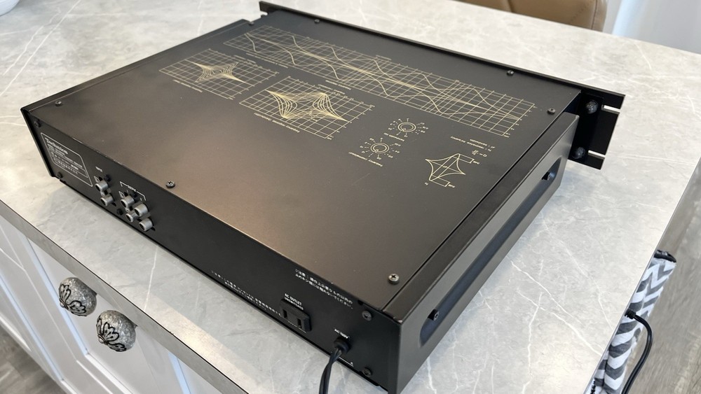 TECHNICS 10E SH-9010 E FREQUENCY EQUALIZER perfect working 120v 17 3/4 WIDE