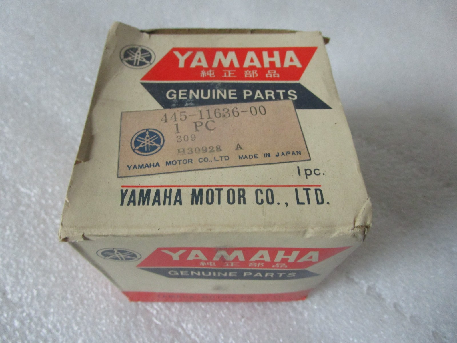 OEM NOS Yamaha Oversize 0.50 Piston 445-11636-00-00