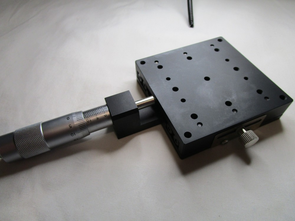 Single Axis Linear Manual Stage 80mmx80mmx20mm