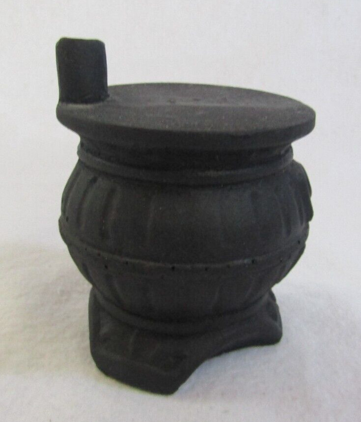 BLACK HAND MADE SMALL POT BELL STOVE