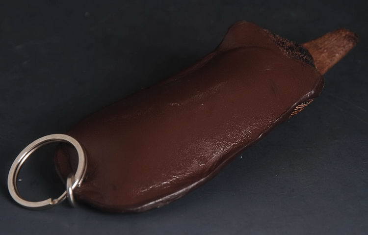 Artificial rearing Ostrich paw Chain