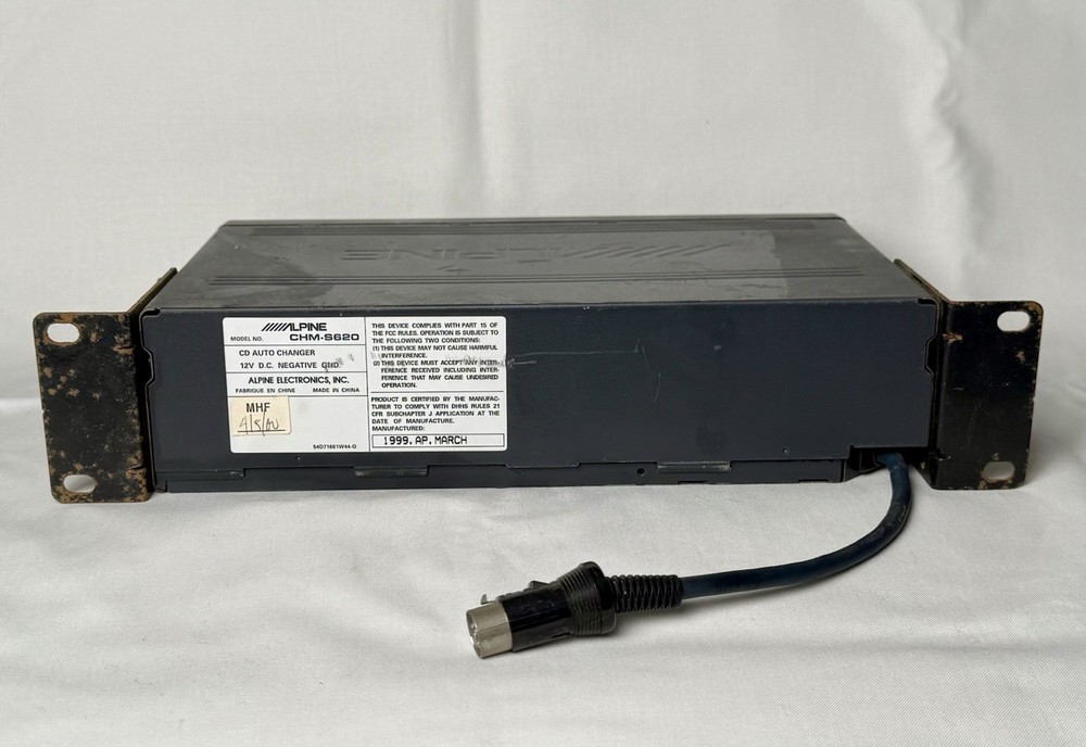 ALPINE CD Shuttle 6D Compact Disc Changer CHM-S630 1999 W CD Cassette Untested
