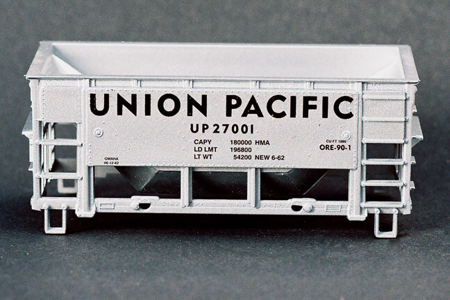 RCR - HO 22FT ORE CAR  -  UP 27001
