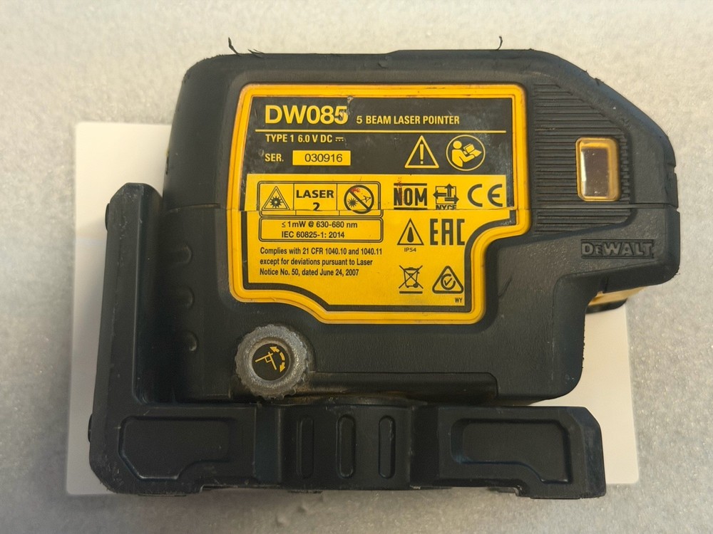 DEWALT DW085 Laser Level Red 5 Beam Pointer [ only Tool ]