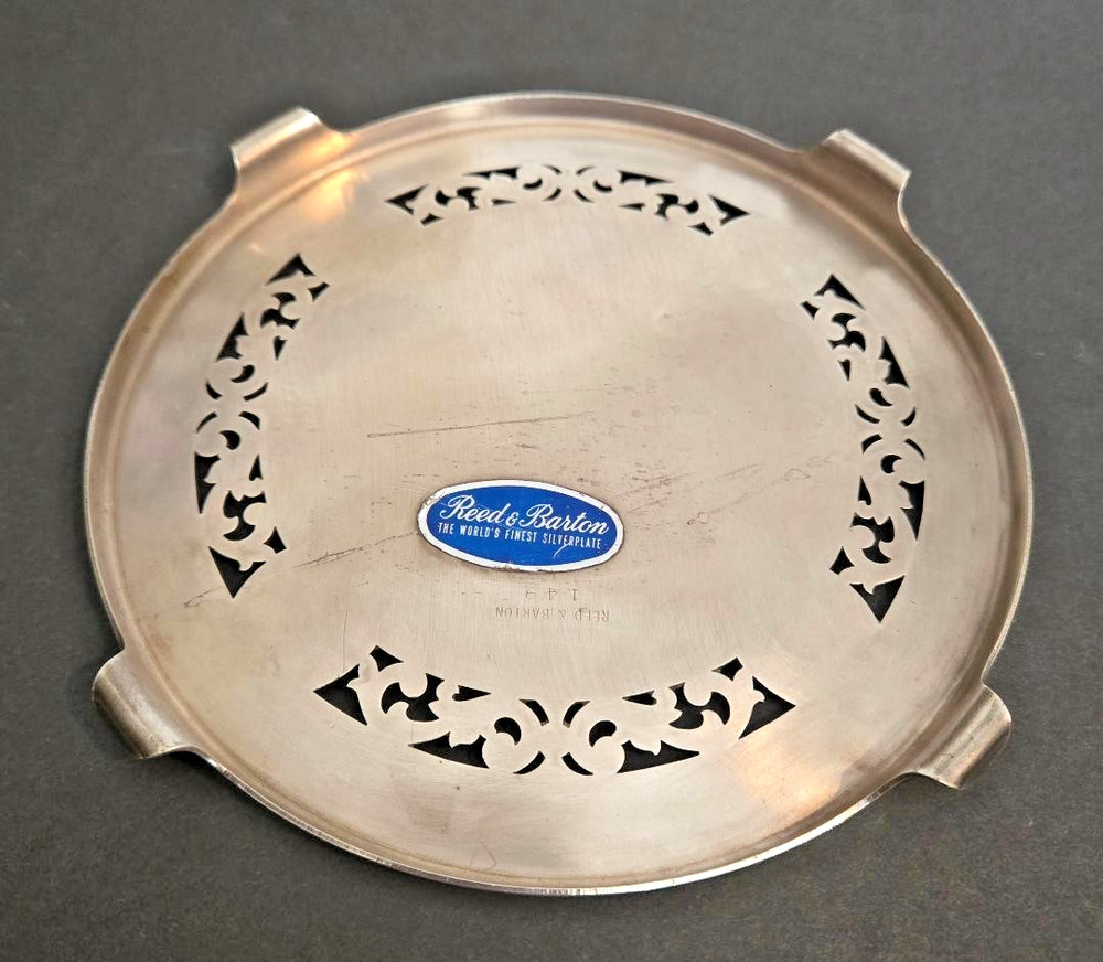 VTG. Reed & Barton #149 ORNATE Silver Plate Footed Kettle Trivet/Wine Coaster 6”