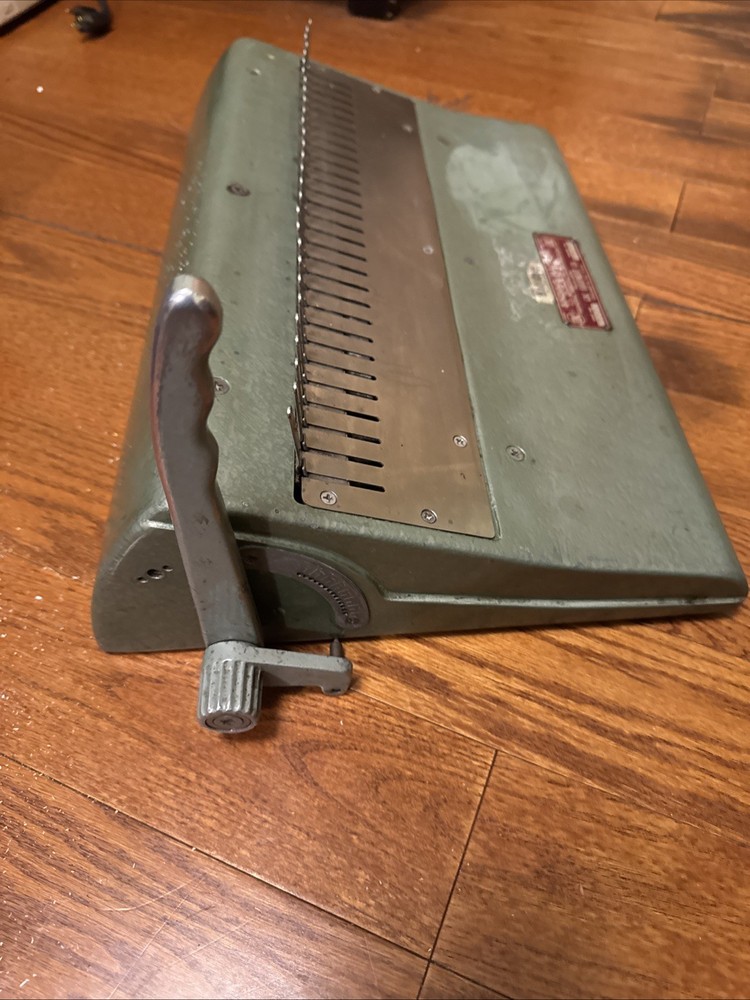 GBC Ibico Manual Comb Binding Machine