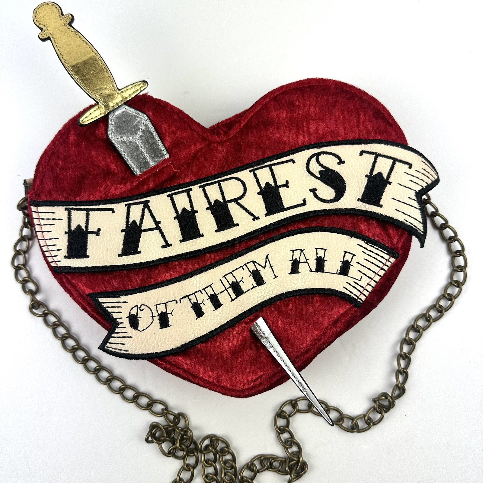 Oh My Disney Store Snow White Fairest of Them All Crossbody Bag Heart Chain New