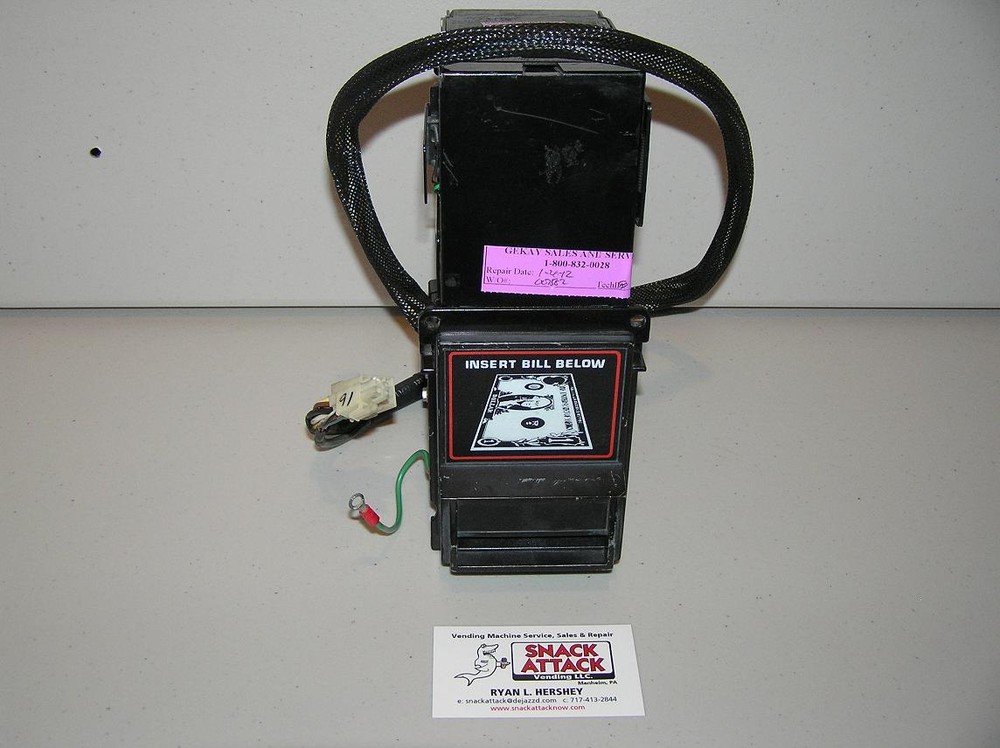 MARS MEI, COINCO, MAKA, CONLUX, (1) BILL VALIDATOR READER CLEANING CARD