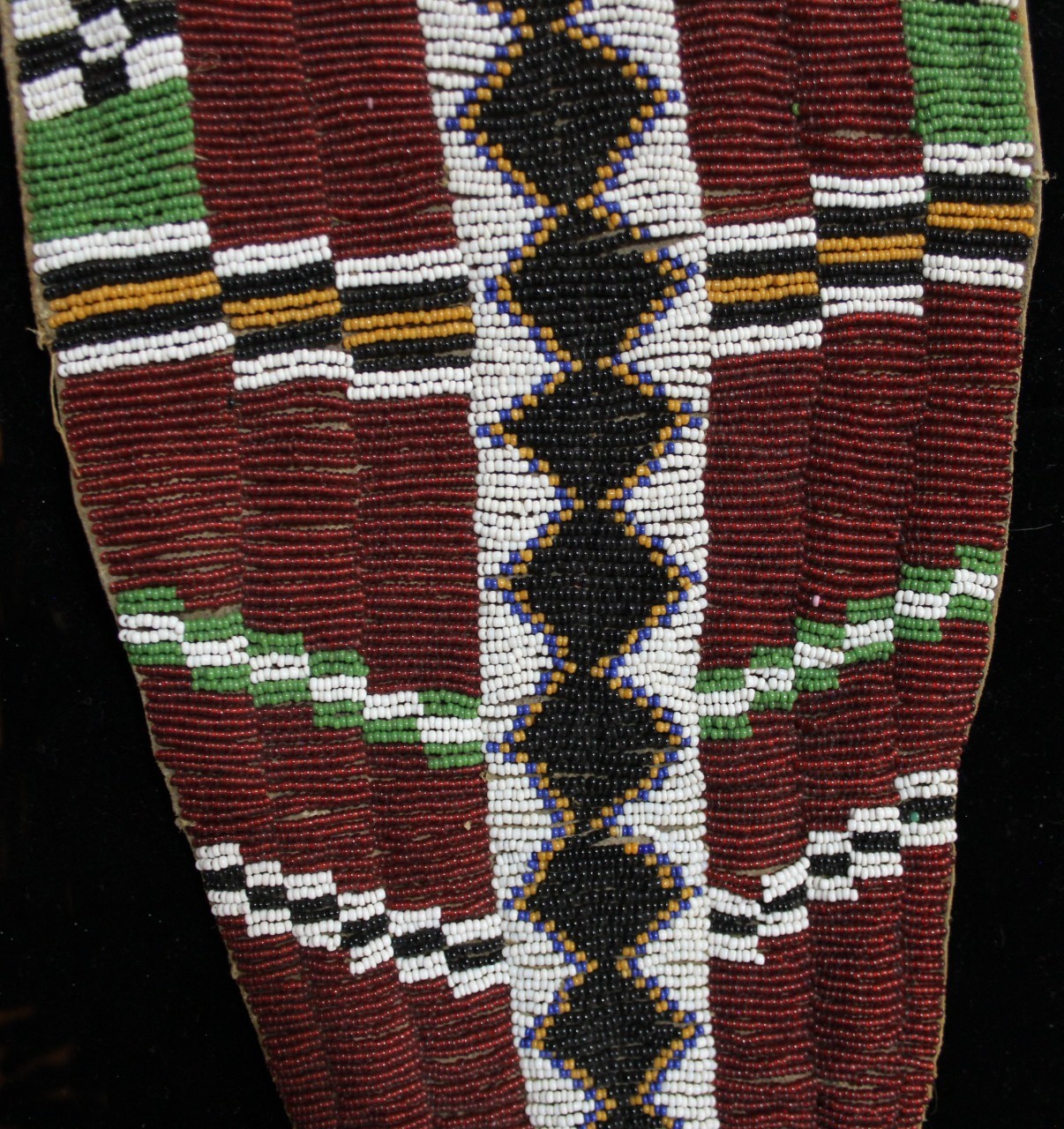 VERY LARGE Vintage Beaded Plains Tab Bag