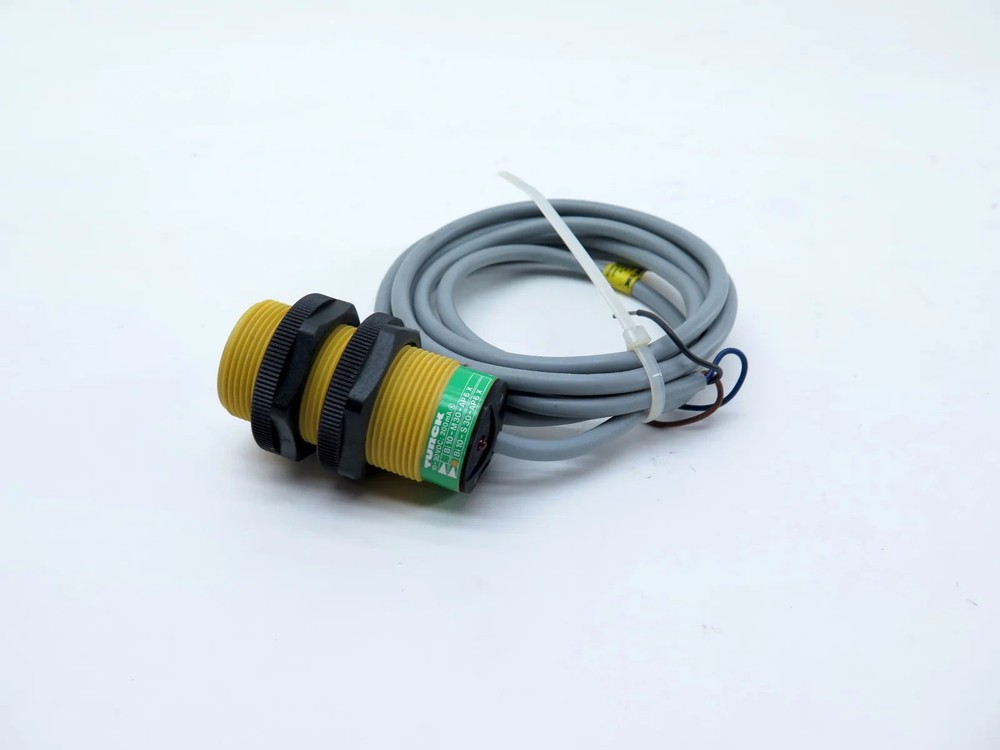 Turck BI10-M30-AP6X Proximity Inductive Sensor