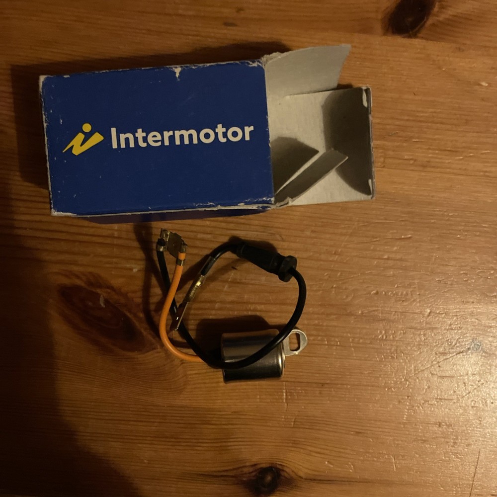 Intermotor Condensor 33720 NEW OLD STOCK