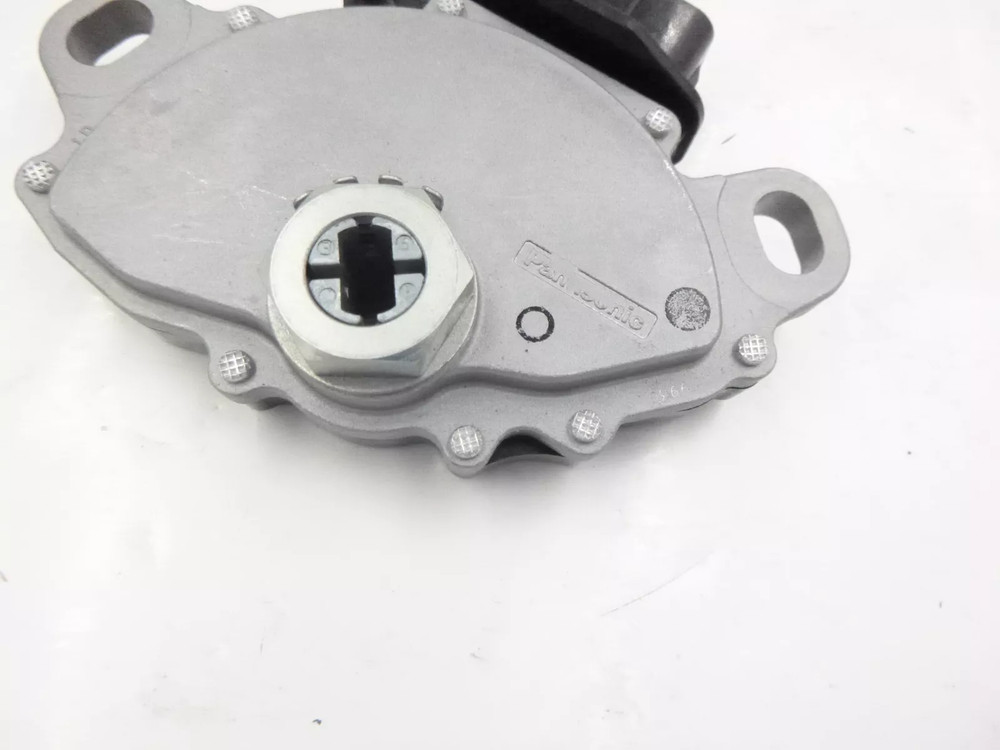 For AS69RC Transmission Range Sensor Neutral Switch Dodge Ram 68224233AA