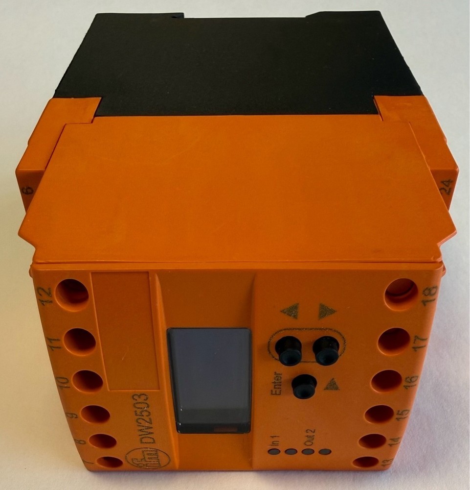 IFM Electronic Programmable Frequency-Current Converter / DW2503 / New Without Original Packaging