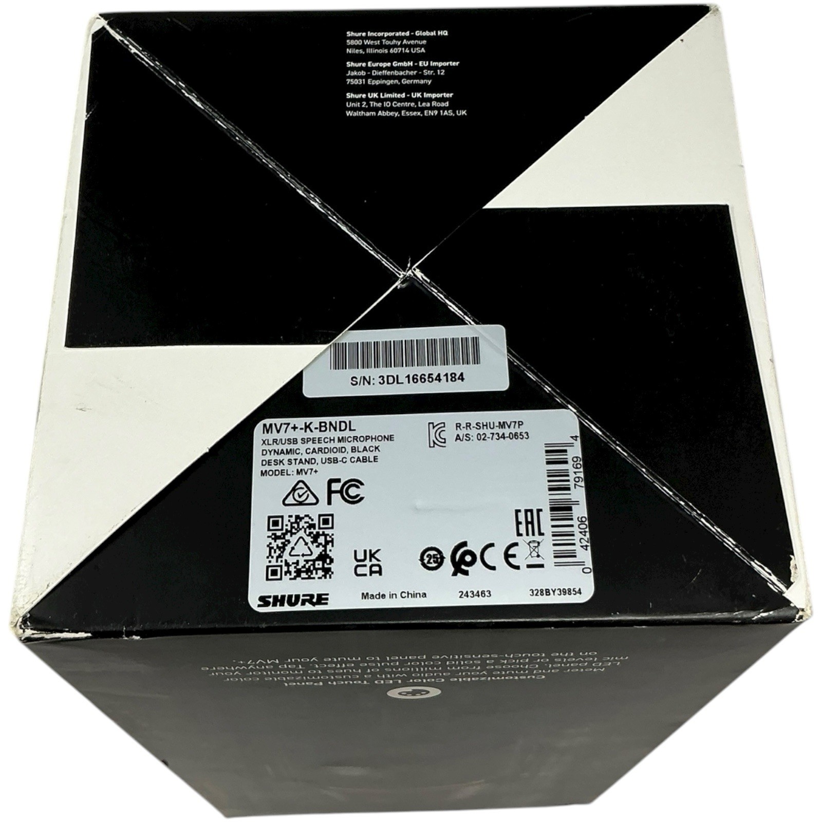 Shure MV7+ Hybrid Output USB-C & XLR Podcast Microphone & Desktop Stand Black