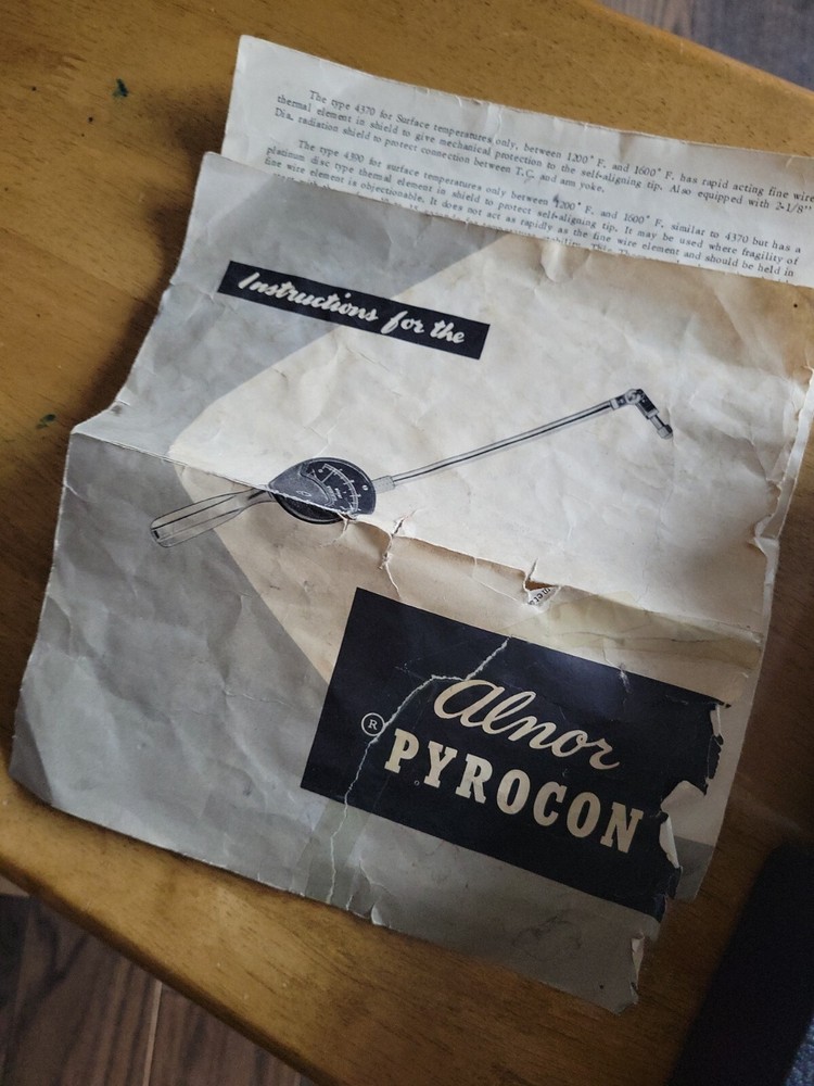 Vintage Alnor Pyrocon Pyrometer Thermometer