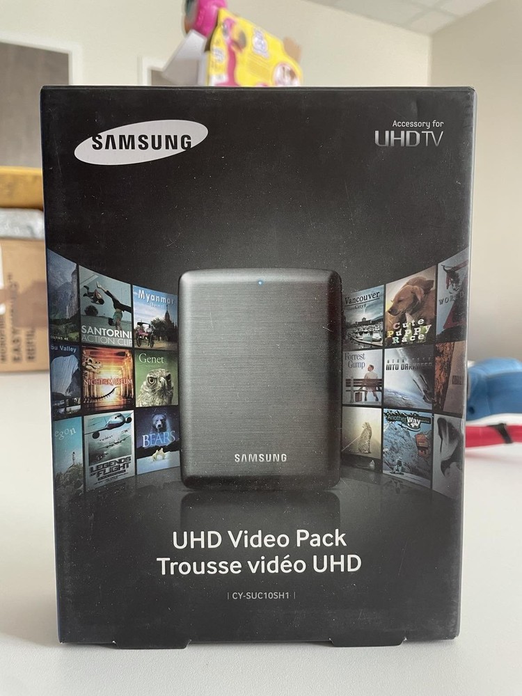 Samsung UHD Video Pack 1TB with First Alert PIR725 Light Socket [DAMAGED BOX]