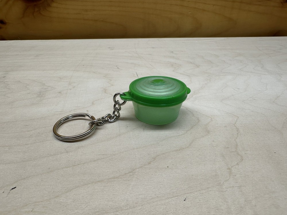 Vintage Tupperware Stuffables Bowl Keychain. Green. GUC