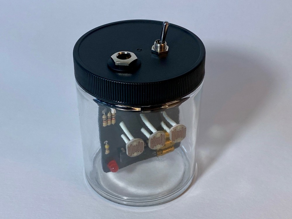 Drone Jar (Handmade Synthesizer, Rucci)