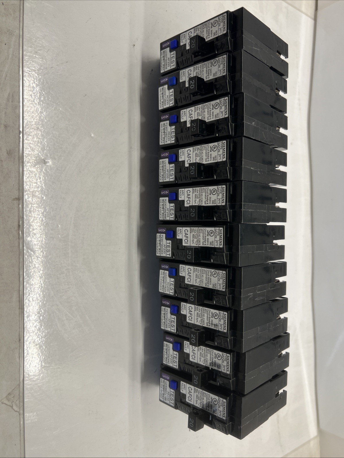 10 x SIEMENS QA120AFCN PLUG ON NEUTRAL 20A AFCI ARC FAULT BREAKERS