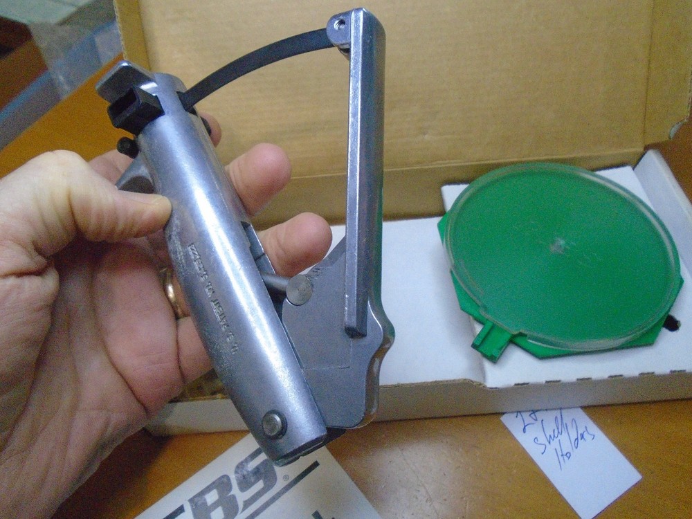 RCBS Hand Priming Tool Plus 2 & 10 Shell Holders