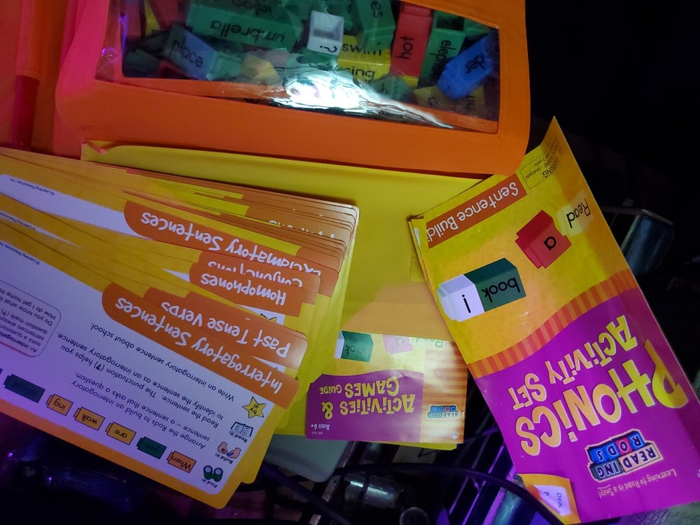 Phonics Activity Set sentence building
