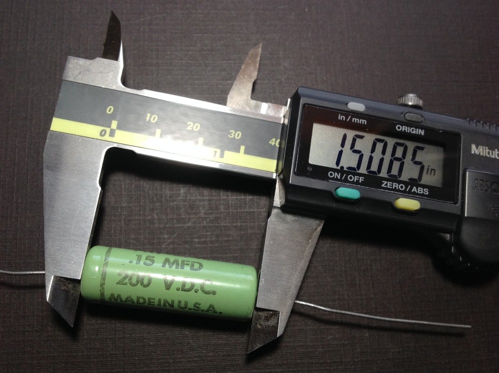 2 pcs Cornell Dubilier Greenie capacitor 200 VDC .15 MFD PM2P15 NOS