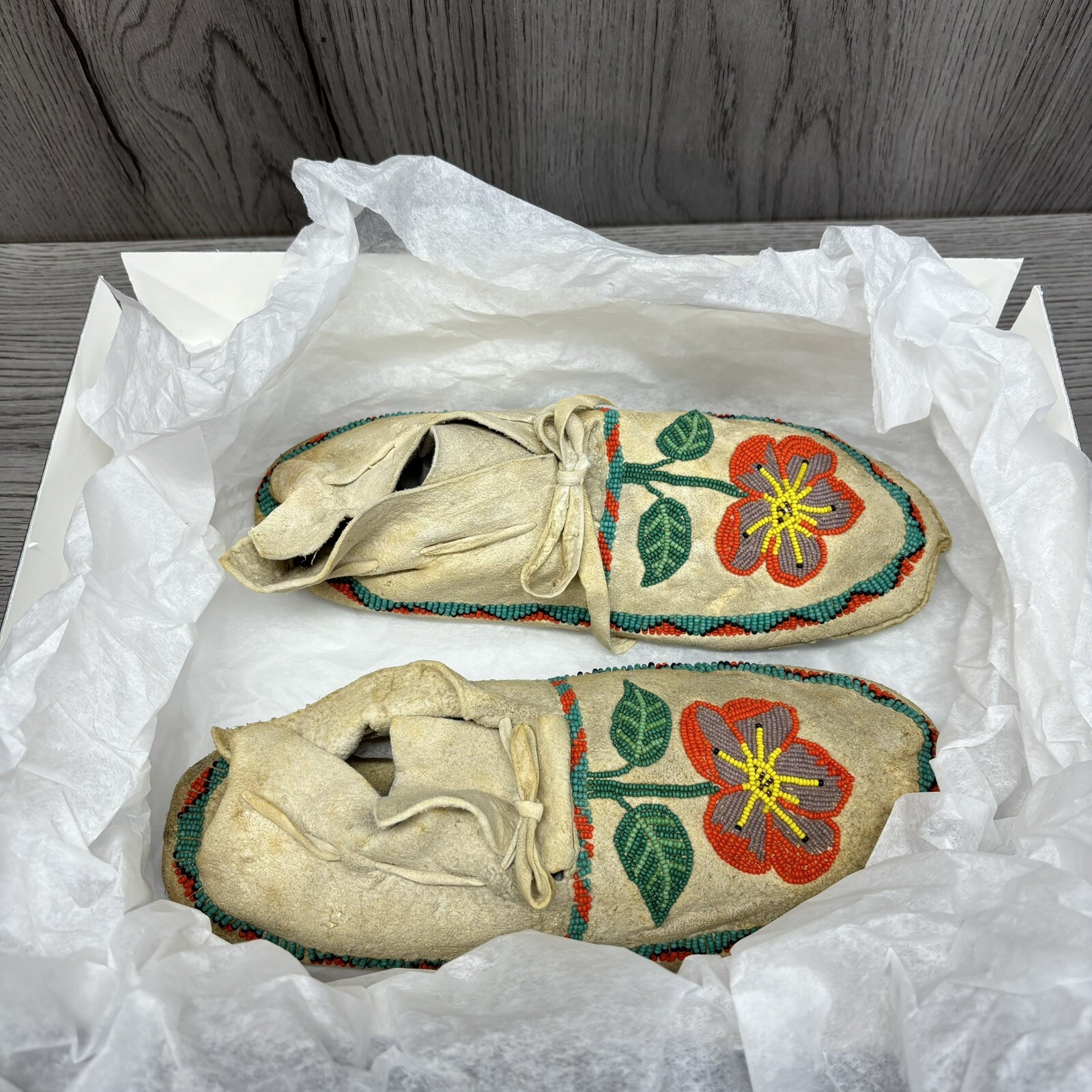 Antique Circa 1900 Northern Plains Beaded Moccasins Teal Orange Flower original