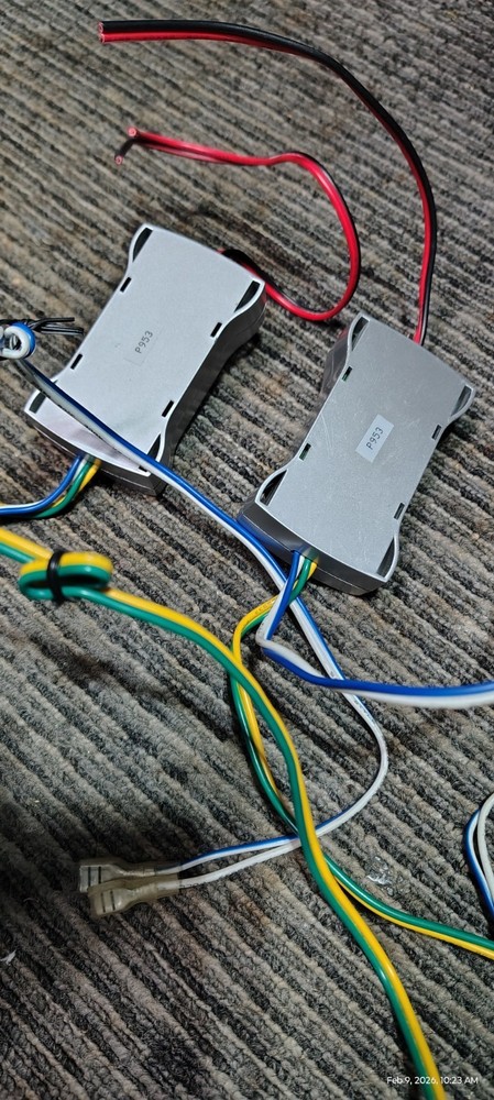 Alpine SPR-694A Ceossovers